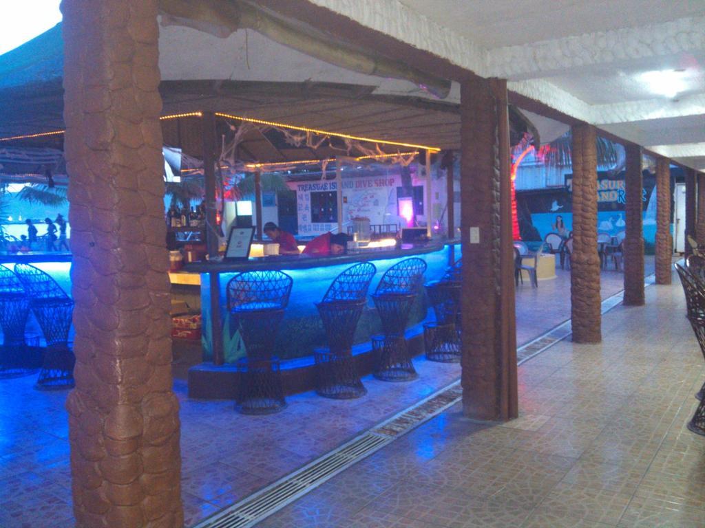 Treasure Island Resort Olongapo City Exteriör bild