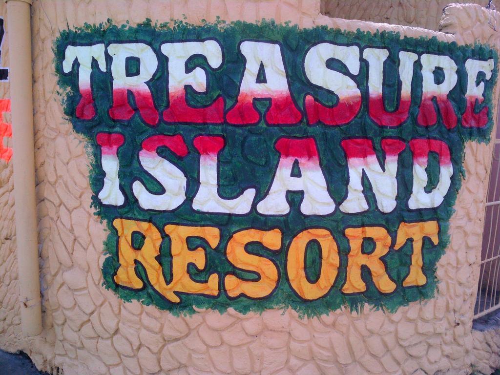 Treasure Island Resort Olongapo City Exteriör bild