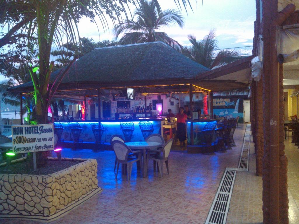 Treasure Island Resort Olongapo City Exteriör bild