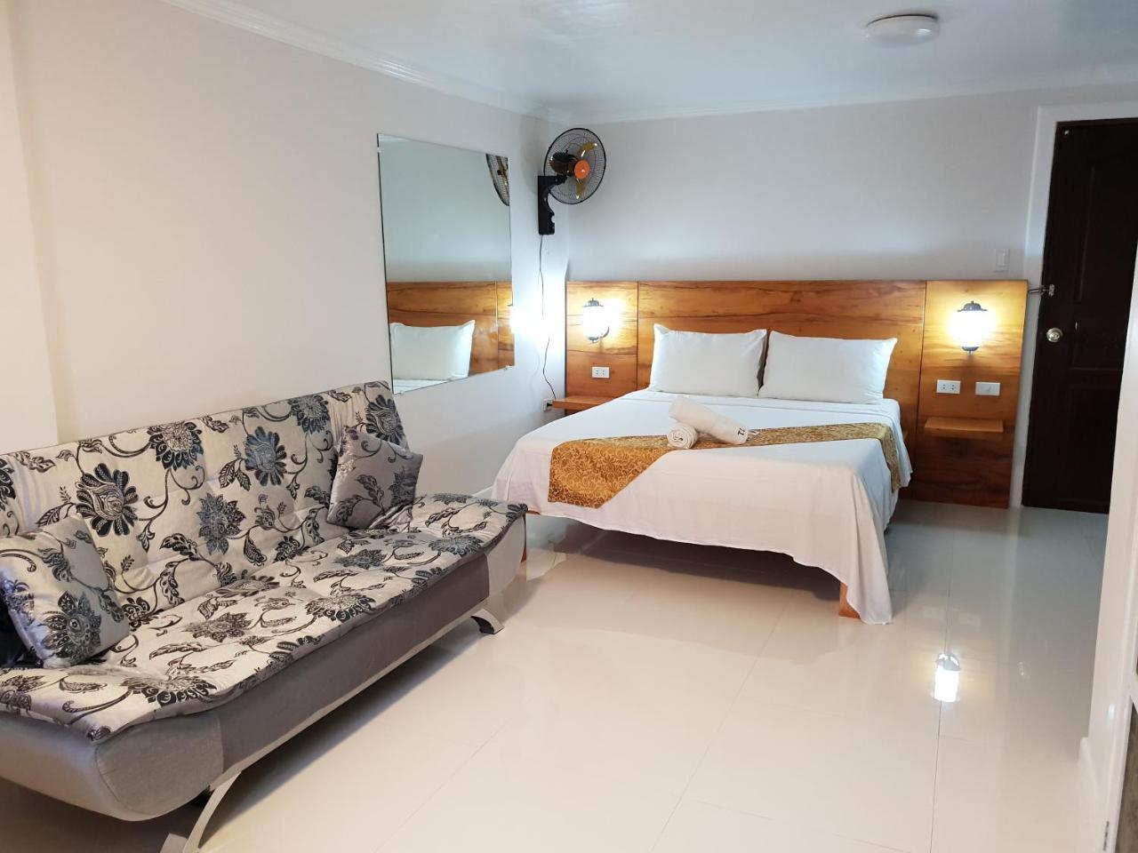 Treasure Island Resort Olongapo City Rum bild