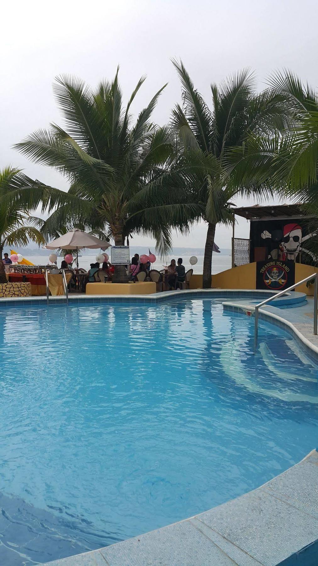 Treasure Island Resort Olongapo City Exteriör bild