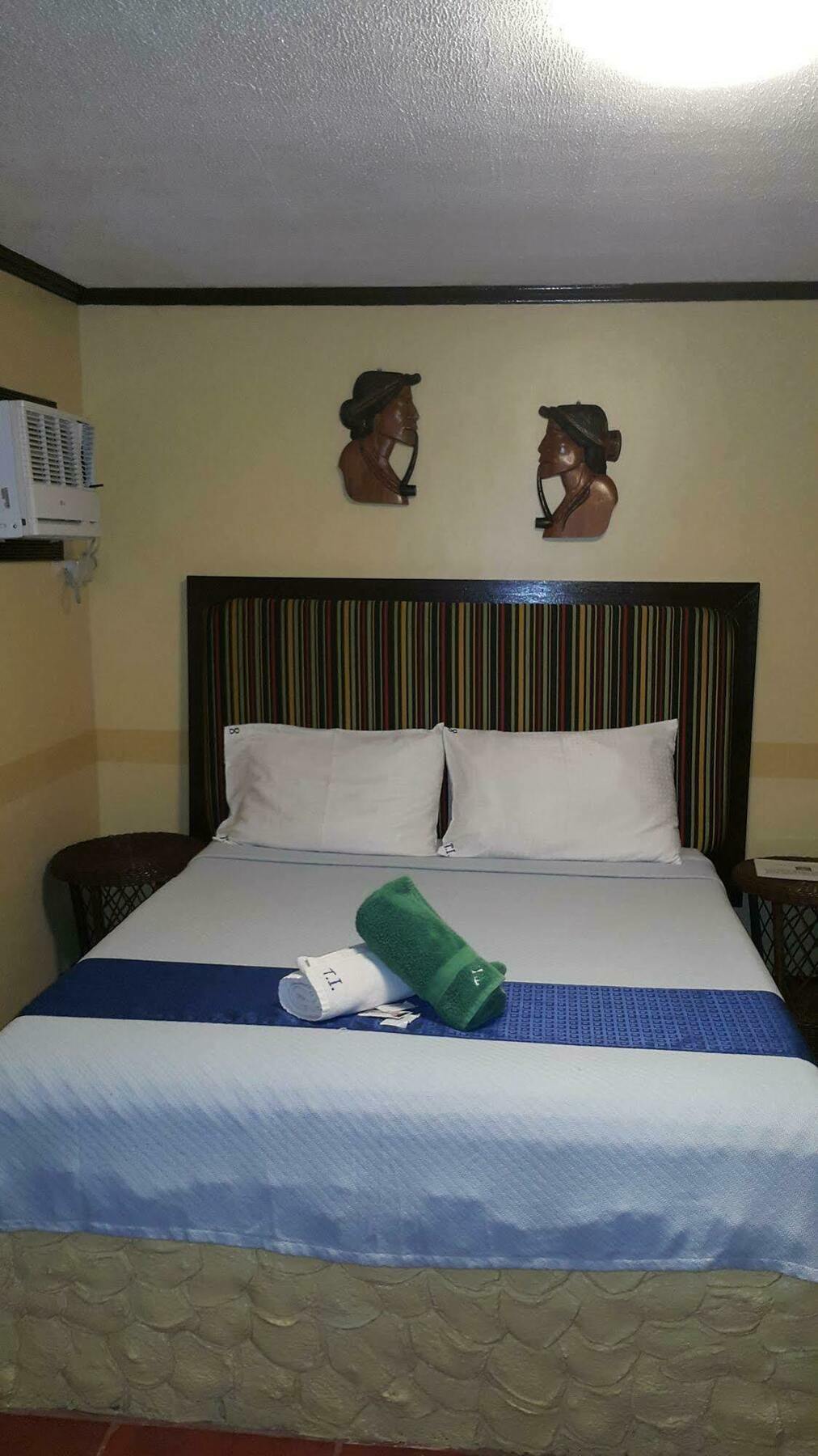 Treasure Island Resort Olongapo City Exteriör bild
